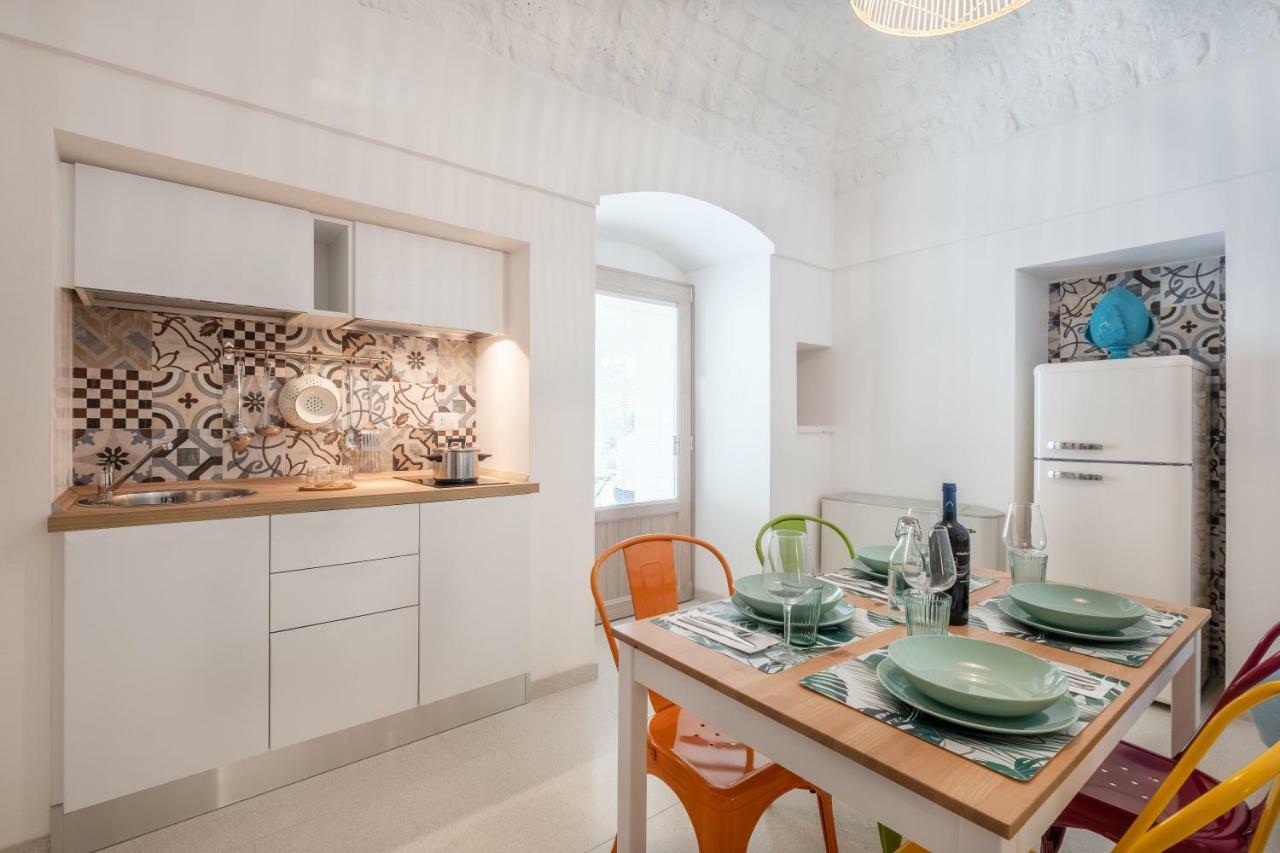 I Colmi - Trulli Suites Мартина-Франка Экстерьер фото