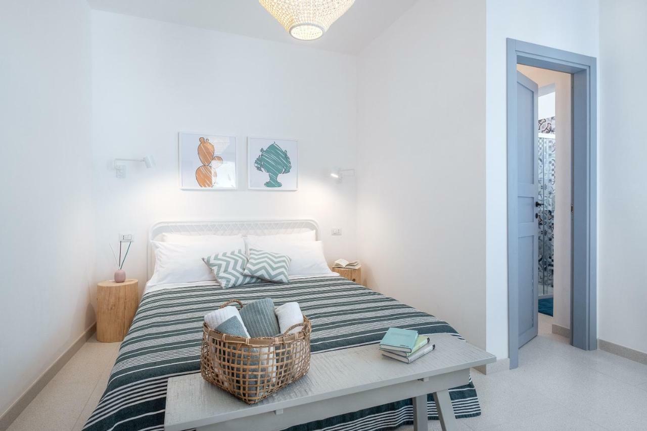 I Colmi - Trulli Suites Мартина-Франка Экстерьер фото